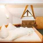 Apartment Taverne